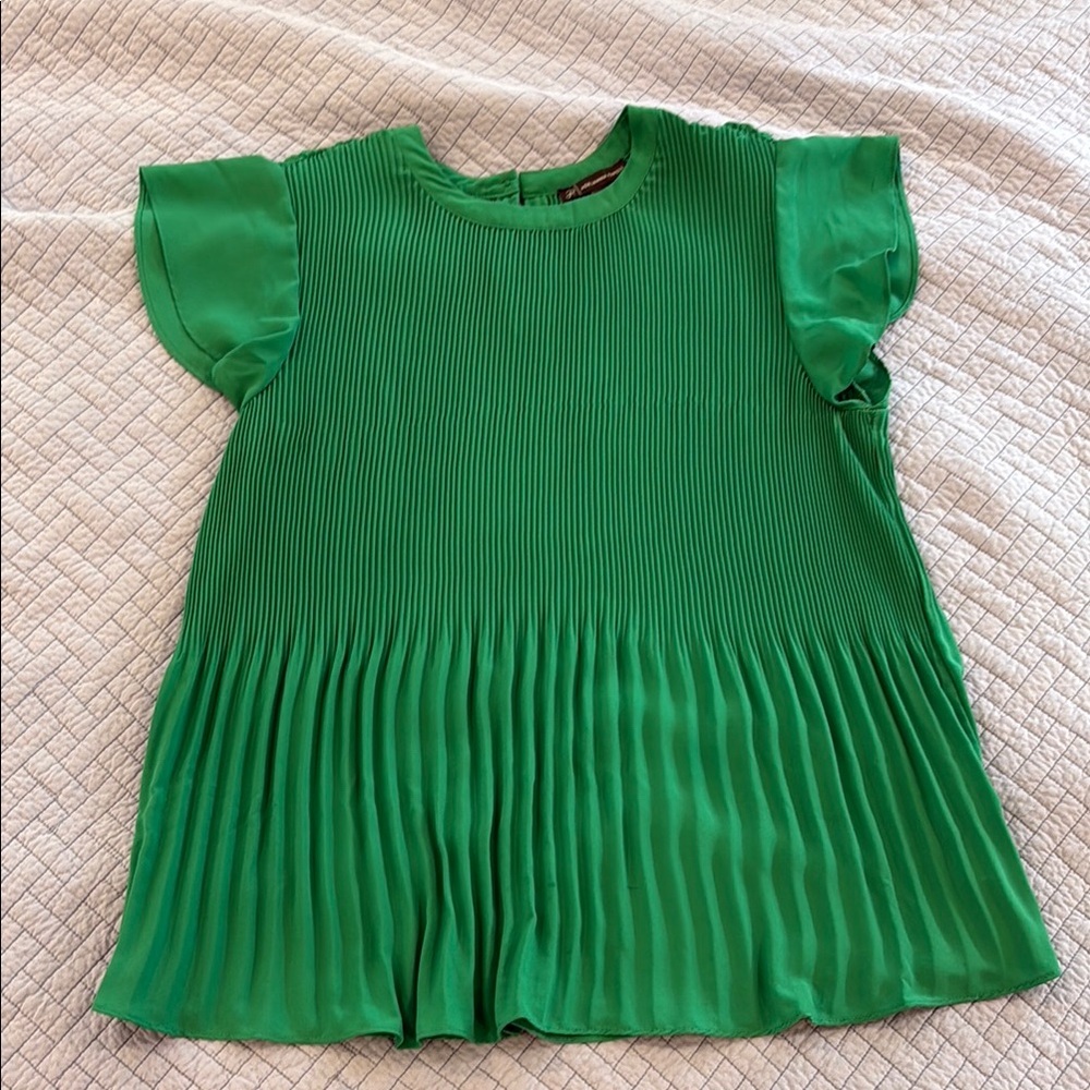 Adrianna Papell Green Pleated A-line Top with Cap‎ Sleeves